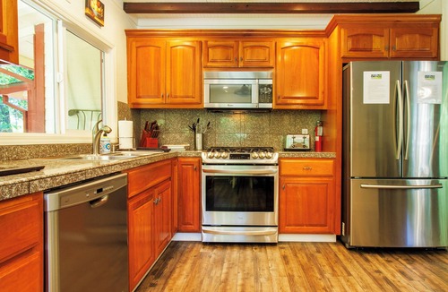 Guerneville House | Reflections Main House + 3 Cottages w/Baths + Hot Tub, Pool & Dog Friendly
