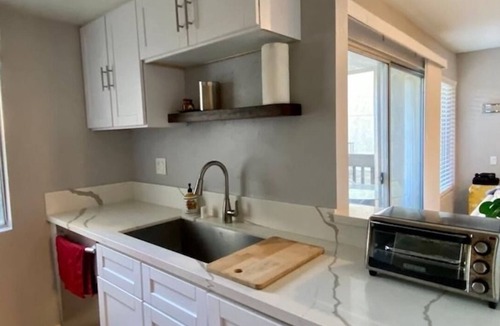 Jefferson Apartment | Relax in 2 bedroom apartment with AC in charming Culver City for WORLD CUP 2026