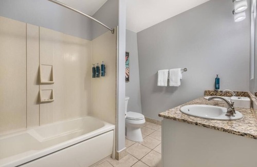 Canyon Corridor Hotel | Relax in a Spacious Palm Springs Retreat Near Top Local Attractions
