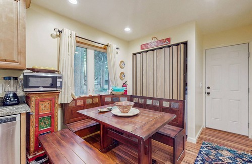 Tahoe Island House | Relaxing Dog-friendly home w/gas grill & private fenced yard - close to marina