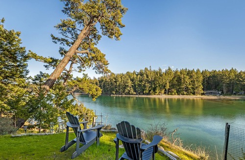 Roche Harbor House | Relaxing Waterfront Home Near Roche Harbor! (DHC)