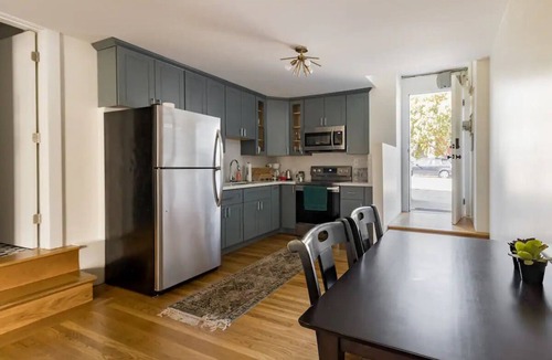 Inner Sunset Apartment | Remodeled 1BR Garden Apt in a perfect location