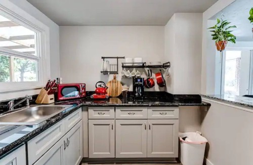 Eugene Apartment | Remodeled 2 bdrm duplex near the U of O