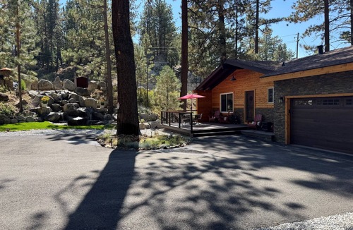 Tahoe Village House | Remodeled Hot Tub Home Near Heavenly Village, Chairlift and Lake-Sleeps 9 Max