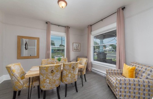 West Central Apartment | Renovated 1 Bed 1 Bath KING BED Near Downtown