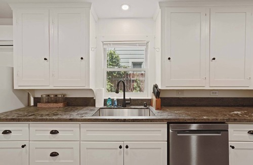 North Oak Park Apartment | Renovated Victorian Gem in the heart of Sacramento