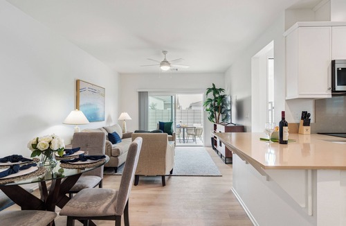 Palm Springs House | Resort Pool + Hot Tub + Gym + Coworking Lounge + Firepit | Summerwell