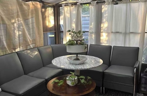 Northwest Berkeley House | Rock Roulade Cocoon Collective Easy access, wifi