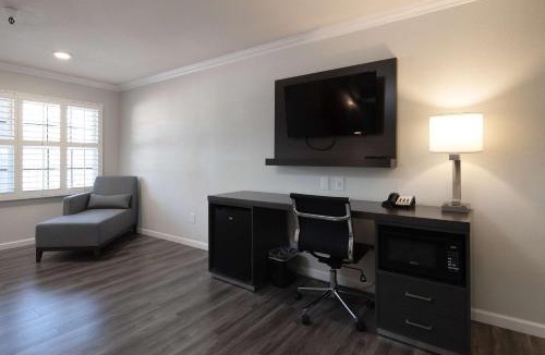 Milpitas Hotel | Rodeway Inn Milpitas near Great Mall