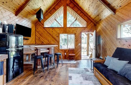 Toledo House | Romantic 15-Acre Hideout Near Foster Creek!