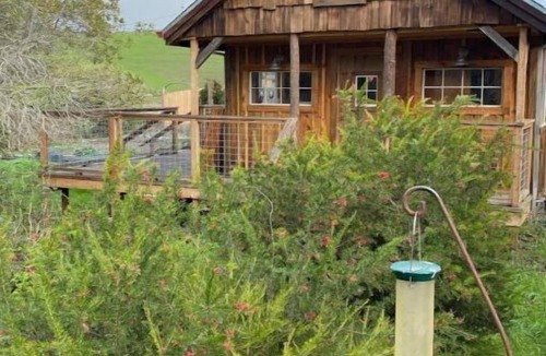 McDonald Cottage | Romantic Garden Cottage with private outdoor hot tub