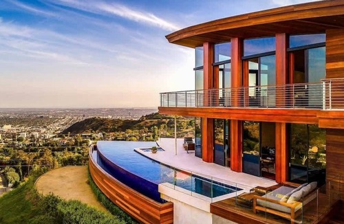 Hollywood Hills Villa | Rouge Elite