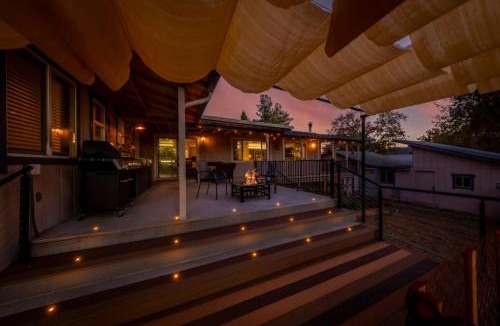 Oakhurst House | Royal Arches Cottages