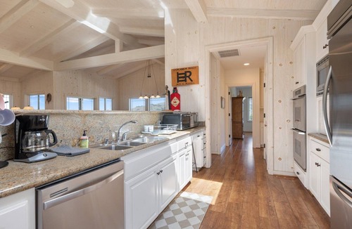 Cambria House | Rural Cambria Getaway. The Big House at Stepladder Ranch & Creamery