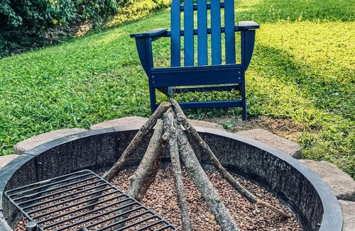 Wellington Cabin | Rustic Chic Couples Retreat/RRG