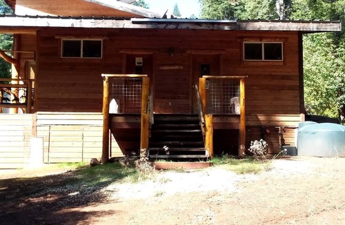 Nevada City Cabin | Rustic Woodland Log Cabin with Wood-Burning Stove in Nevada City, California