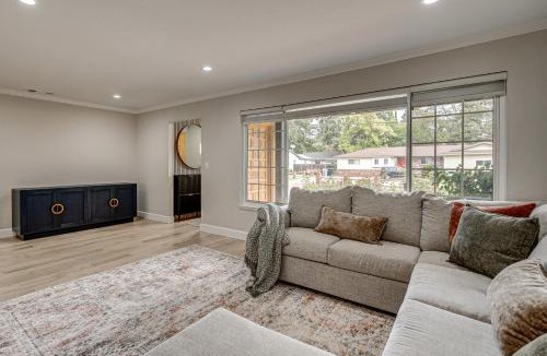 Southwestern Sacramento House | Sacramento Family Escape w/Yard & Greenhouse!