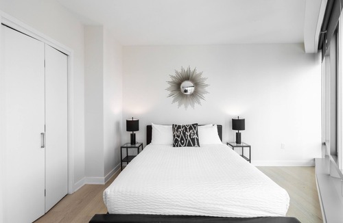 Rincon Hill Apartment | San Francisco One Bedroom with Luxury Amenities