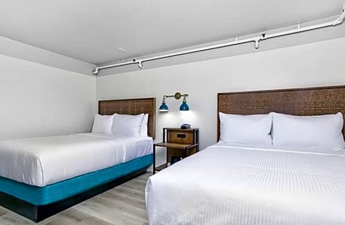 Downtown San Francisco Hotel | San Francisco Stay with Heated Pool, Walk to Union Square & Civic Center