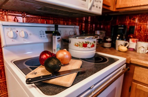Alta Sierra House | Sequoia Forest Cabin near Lake Isabella – Quiet Retreat, Hike Trails, Sleeps 6