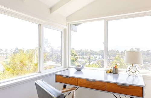 Adams Hill Apartment | Serene and beautiful bohemian retreat, breathtaking views