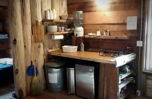 Nevada City Cabin | Serene Cabin Getaway with a Charcoal BBQ near Tahoe National Forest, California