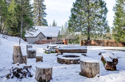 Forest Meadows House | Serene Cabin Retreat Between Murphys & Arnold