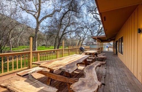 Kaweah House | Serene Riverfront Home - Hot Tub + Private Walkway to the River