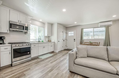 Fresno House | Serene Space, Explore Nearby Attractions