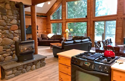 Maple Falls Cabin | Silver Lake #7 - Unsurpassed lakefront views from this spectacular pet-friendly