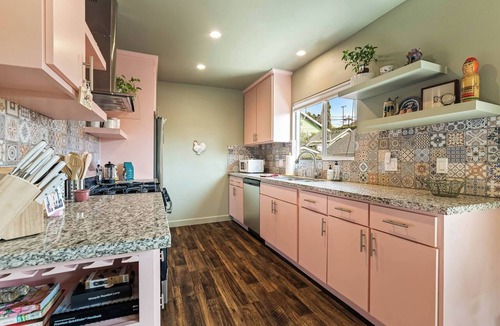 Silver Lake House | Silver Lake Cottage in the Garden Hideaway
