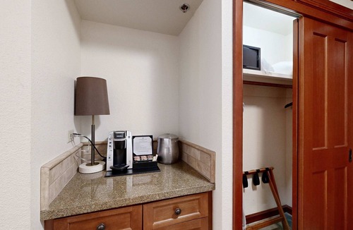Olympic Valley Condo | Ski-in-ski-out Olympic Valley retreat with two adjacent units, pools, & hot tubs