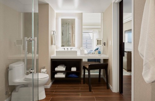 Union Square Hotel | Sleek Hotel Catering to Both Leisure and Business Travelers! Parking