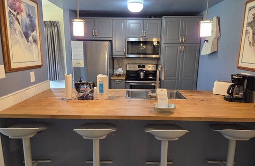 Mammoth Lakes Condo | Snowcreek Resort Vacation Rental 201