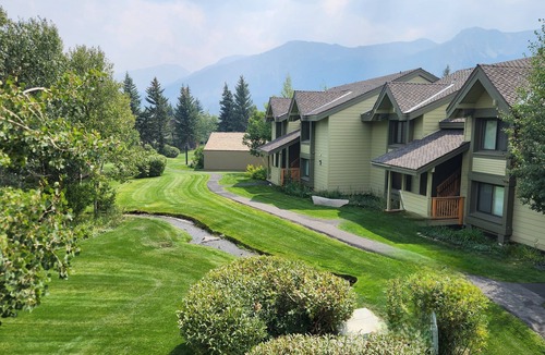 Mammoth Lakes Condo | Snowcreek Resort Vacation Rental 272