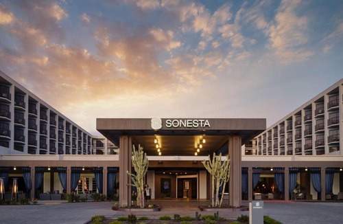 South Redondo Hotel | Sonesta Redondo Beach and Marina