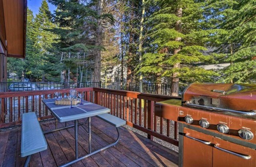 Montgomery Estates House | South Tahoe Grandma’s Family Home Hot Tub & Views