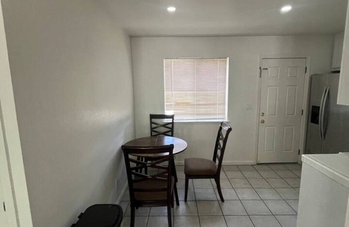 Arden-Arcade Apartment | Spacious 1BR Apt, gated parking-near downtown