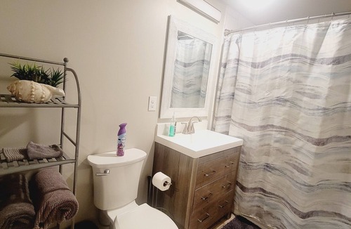 Mount Baker House | Spacious 2 bedroom unit in the heart of Seattle