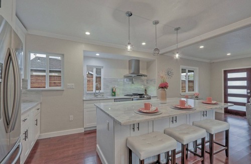 San Jose House | Spacious 4 Bd 4 Ba home close to all the best of San Jose