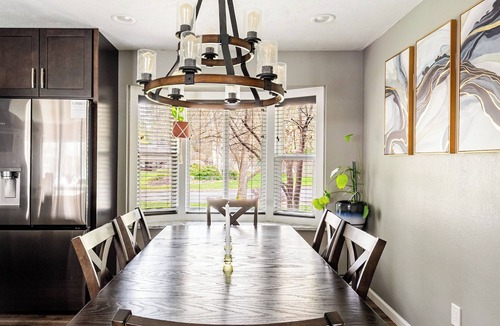 Fairwood House | Spacious 5-bedroom house in North Spokane with Hot tub & game room.
