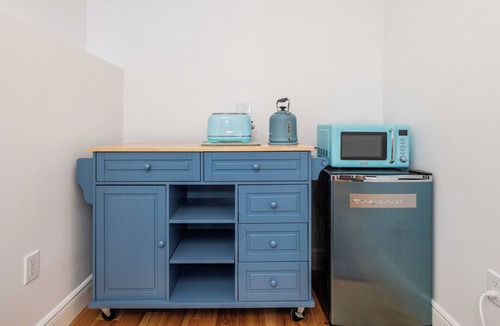 Excelsior House | Spacious and quiet 1-bedroom in fabulous San Francisco with free parking