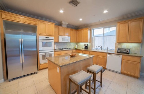 Placentia House | Spacious Disney Retreat with Pool Table Fire Pit