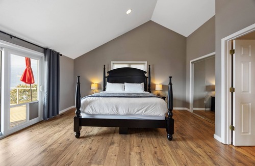 Manson House | Spacious Lakeview Retreat w/Hot Tub & Game Room!