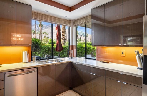 Sonora Sunrise Condo | Spacious Mid-Century Condo in Sunny Palm Springs