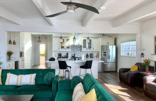 San Clemente House | Spacious Ocean View Blufftop Compound