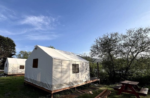 Klamath RV Rental | Spacious Safari Tent, Perfect for a Northern California Glamping Getaway near Fern Canyon