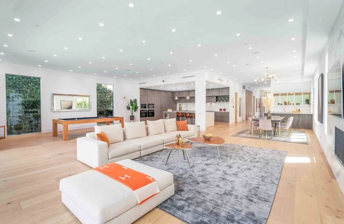 Beverly Hills Villa | Stark Villas by LuxJB 🏆 12 Bedroom Retreat 🏆 2 Villas 2 Minutes Walk Apart