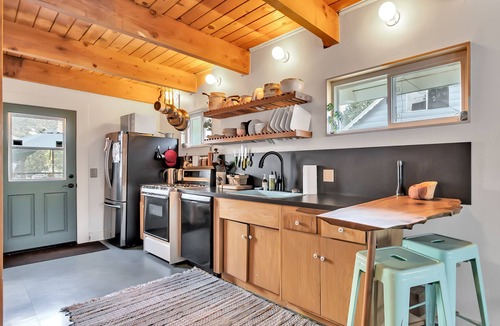 Big Bear City Cabin | Stay, play & enjoy the clean mountain air!