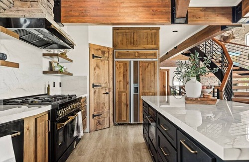 Baldwin Lake Cabin | Steel Pine Lodge · Steel Pine Lodge A Rustic Mountain Retreat & SPA